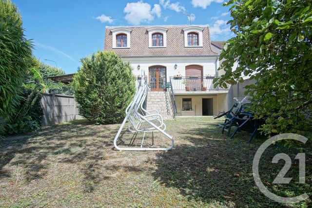 maison à vendre - 6 pièces - 137.27 m2 - CHOISY LE ROI - 94 - ILE-DE-FRANCE - Century 21 Acv