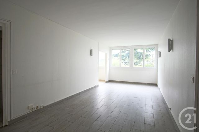 Appartement F3 à vendre - 3 pièces - 59.98 m2 - ORLY - 94 - ILE-DE-FRANCE - Century 21 Acv