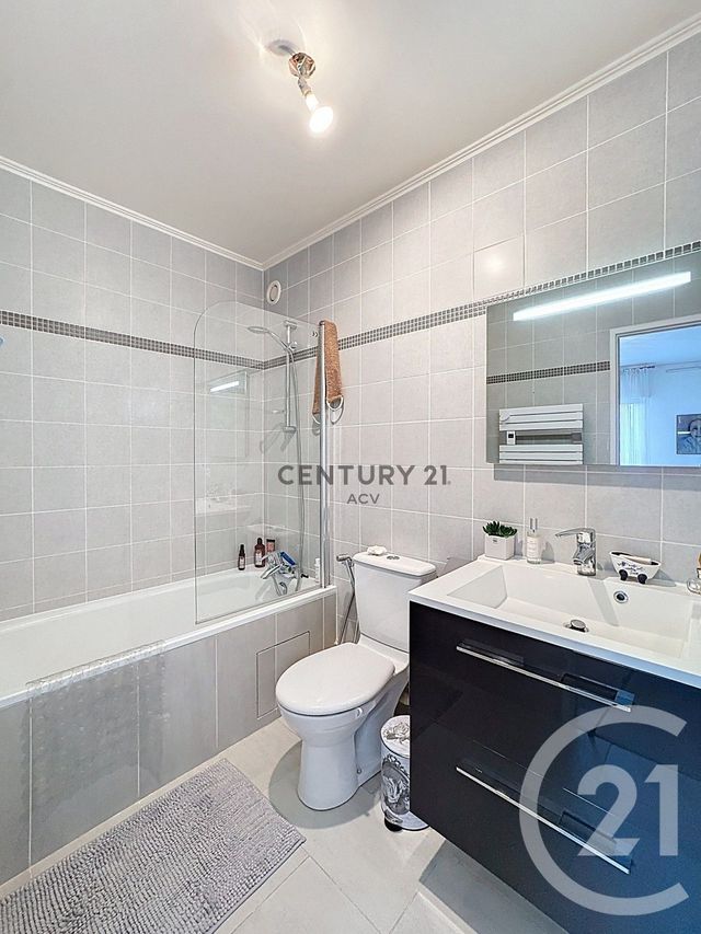 Appartement F5 à vendre - 5 pièces - 108.48 m2 - CHOISY LE ROI - 94 - ILE-DE-FRANCE - Century 21 Acv