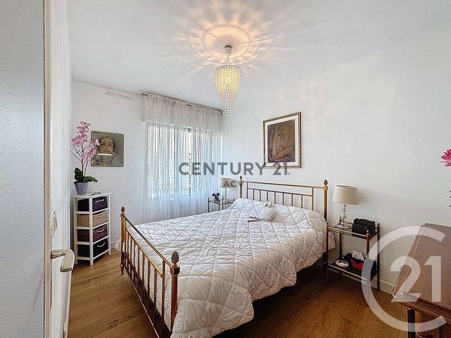 Appartement F5 à vendre - 5 pièces - 108.48 m2 - CHOISY LE ROI - 94 - ILE-DE-FRANCE - Century 21 Acv