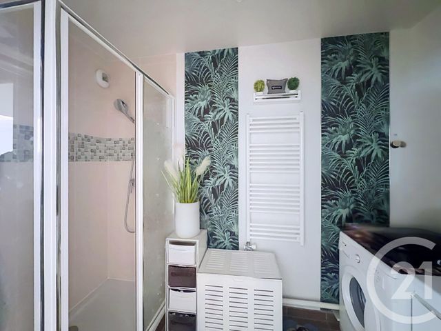 Appartement F3 à vendre - 3 pièces - 65.62 m2 - CHOISY LE ROI - 94 - ILE-DE-FRANCE - Century 21 Acv