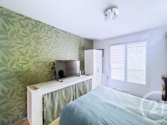 Appartement F3 à vendre - 3 pièces - 65.62 m2 - CHOISY LE ROI - 94 - ILE-DE-FRANCE - Century 21 Acv