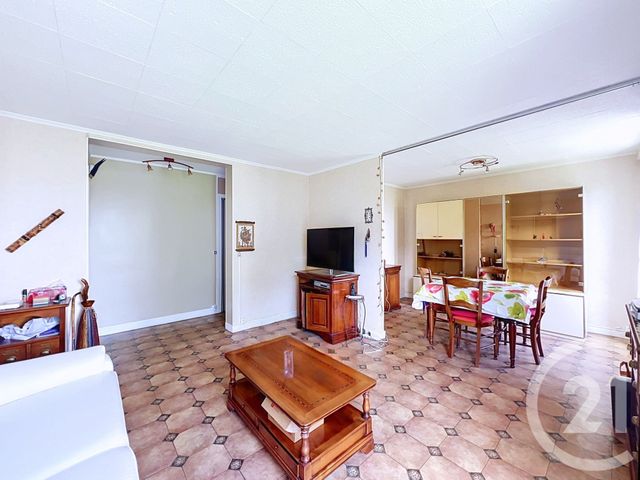 Appartement F4 à vendre - 4 pièces - 62.11 m2 - CHOISY LE ROI - 94 - ILE-DE-FRANCE - Century 21 Acv