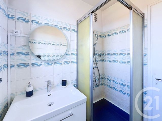 Appartement F4 à vendre - 4 pièces - 62.11 m2 - CHOISY LE ROI - 94 - ILE-DE-FRANCE - Century 21 Acv