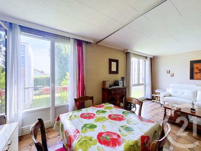 Appartement F4 à vendre - 4 pièces - 62.11 m2 - CHOISY LE ROI - 94 - ILE-DE-FRANCE - Century 21 Acv