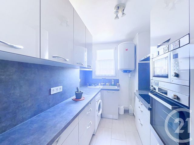Appartement F4 à vendre - 4 pièces - 62.11 m2 - CHOISY LE ROI - 94 - ILE-DE-FRANCE - Century 21 Acv