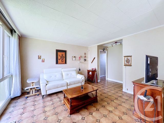 Appartement F4 à vendre - 4 pièces - 62.11 m2 - CHOISY LE ROI - 94 - ILE-DE-FRANCE - Century 21 Acv