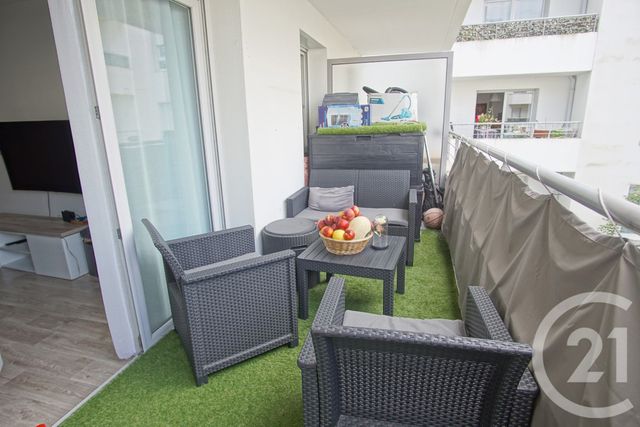 Afficher la photo en grand Appartement F4 à vendre - 4 pièces - 72.92 m2 - CHOISY LE ROI - 94 - ILE-DE-FRANCE - Century 21 Acv