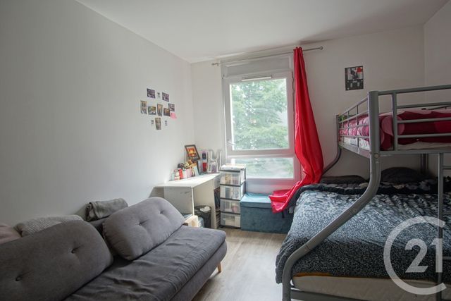 Afficher la photo en grand Appartement F4 à vendre - 4 pièces - 72.92 m2 - CHOISY LE ROI - 94 - ILE-DE-FRANCE - Century 21 Acv