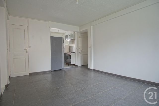 Appartement F3 à louer - 3 pièces - 47.43 m2 - CHOISY LE ROI - 94 - ILE-DE-FRANCE - Century 21 Acv