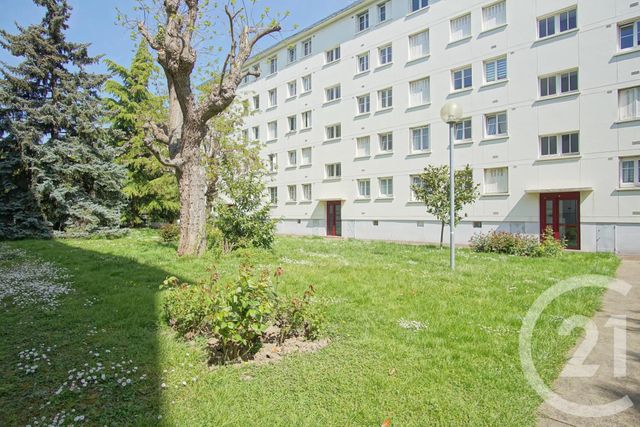 Appartement F3 à vendre - 3 pièces - 54.7 m2 - CHOISY LE ROI - 94 - ILE-DE-FRANCE - Century 21 Acv