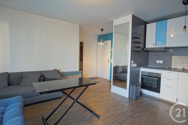 Appartement F2 à vendre - 2 pièces - 39.75 m2 - CHOISY LE ROI - 94 - ILE-DE-FRANCE - Century 21 Acv