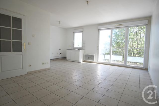 Appartement F2 à vendre - 2 pièces - 43.65 m2 - CHOISY LE ROI - 94 - ILE-DE-FRANCE - Century 21 Acv