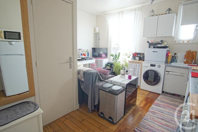 Appartement F2 à vendre - 2 pièces - 30.34 m2 - CHOISY LE ROI - 94 - ILE-DE-FRANCE - Century 21 Acv