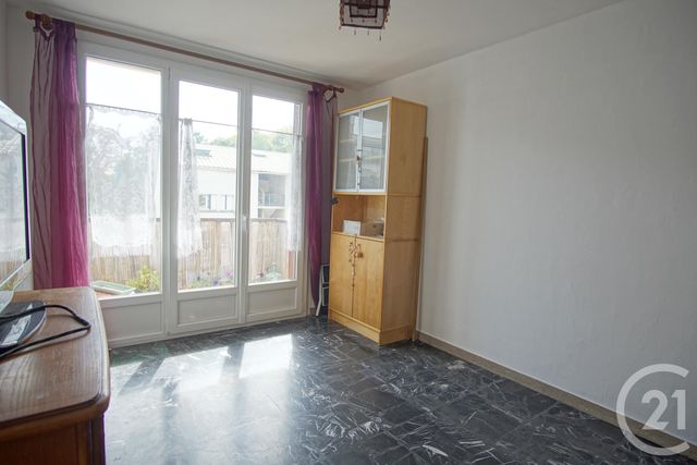 Appartement F3 à vendre - 3 pièces - 46.5 m2 - CHOISY LE ROI - 94 - ILE-DE-FRANCE - Century 21 Acv