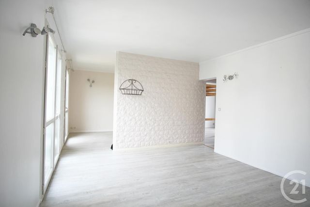 Appartement F4 à vendre - 4 pièces - 59.38 m2 - ORLY - 94 - ILE-DE-FRANCE - Century 21 Acv