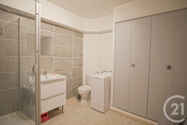 Appartement F2 à vendre - 2 pièces - 44.88 m2 - CHOISY LE ROI - 94 - ILE-DE-FRANCE - Century 21 Acv