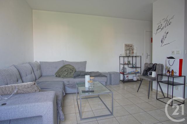 Appartement F2 à vendre - 2 pièces - 38.38 m2 - CHOISY LE ROI - 94 - ILE-DE-FRANCE - Century 21 Acv