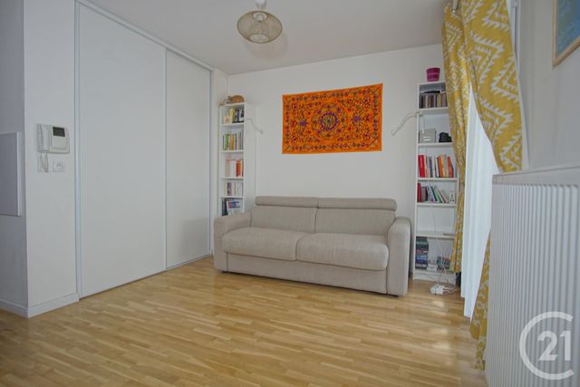 Appartement F1 à vendre - 1 pièce - 27.85 m2 - CHOISY LE ROI - 94 - ILE-DE-FRANCE - Century 21 Acv