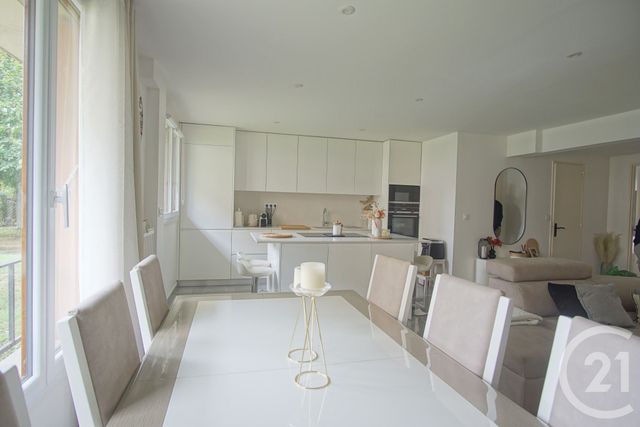 Appartement F2 à vendre - 2 pièces - 50.23 m2 - THIAIS - 94 - ILE-DE-FRANCE - Century 21 Acv