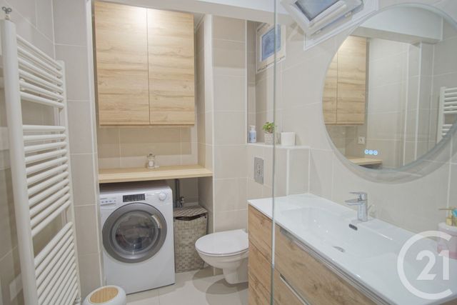 Appartement F2 à vendre - 2 pièces - 50.23 m2 - THIAIS - 94 - ILE-DE-FRANCE - Century 21 Acv