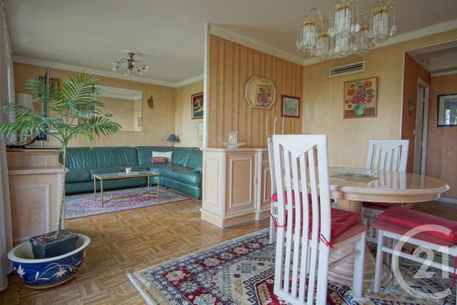 Appartement F4 à vendre - 4 pièces - 64.08 m2 - CHOISY LE ROI - 94 - ILE-DE-FRANCE - Century 21 Acv