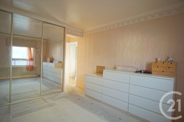 Appartement F4 à vendre - 4 pièces - 109.78 m2 - CHOISY LE ROI - 94 - ILE-DE-FRANCE - Century 21 Acv