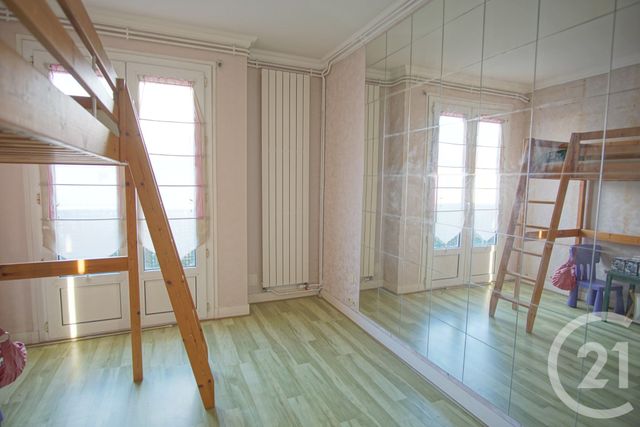 Appartement F4 à vendre - 4 pièces - 109.78 m2 - CHOISY LE ROI - 94 - ILE-DE-FRANCE - Century 21 Acv