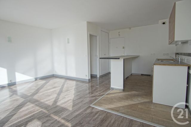 Appartement F2 à vendre - 2 pièces - 48.27 m2 - CHOISY LE ROI - 94 - ILE-DE-FRANCE - Century 21 Acv