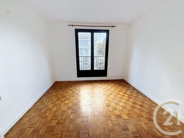 Appartement F2 à vendre - 2 pièces - 46.73 m2 - CHOISY LE ROI - 94 - ILE-DE-FRANCE - Century 21 Acv