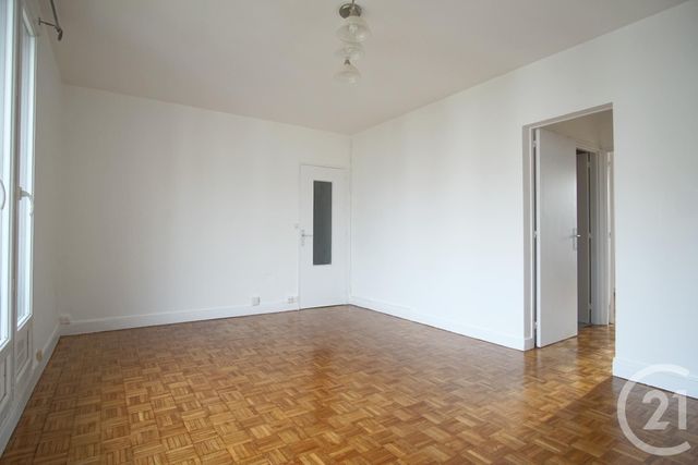 Appartement F2 à vendre - 2 pièces - 46.73 m2 - CHOISY LE ROI - 94 - ILE-DE-FRANCE - Century 21 Acv