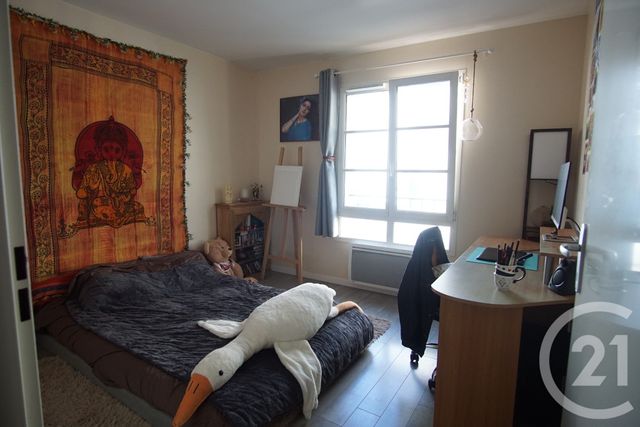 Afficher la photo en grand Appartement F3 à vendre - 3 pièces - 62.0 m2 - CHOISY LE ROI - 94 - ILE-DE-FRANCE - Century 21 Acv