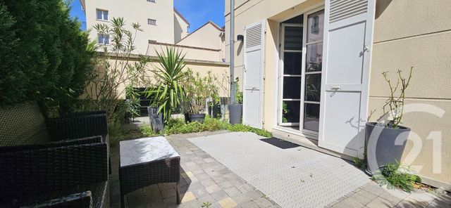 Afficher la photo en grand Appartement F3 à vendre - 3 pièces - 62.0 m2 - CHOISY LE ROI - 94 - ILE-DE-FRANCE - Century 21 Acv