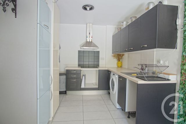 Afficher la photo en grand Appartement F3 à vendre - 3 pièces - 62.0 m2 - CHOISY LE ROI - 94 - ILE-DE-FRANCE - Century 21 Acv