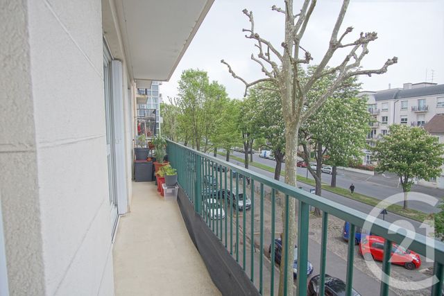 Appartement F5 à vendre - 5 pièces - 81.57 m2 - CHOISY LE ROI - 94 - ILE-DE-FRANCE - Century 21 Acv