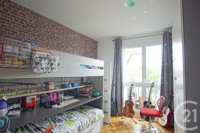 Appartement F5 à vendre - 5 pièces - 81.57 m2 - CHOISY LE ROI - 94 - ILE-DE-FRANCE - Century 21 Acv