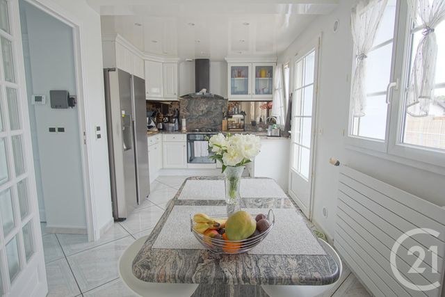 maison à vendre - 7 pièces - 137.7 m2 - CHOISY LE ROI - 94 - ILE-DE-FRANCE - Century 21 Acv