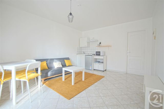 Appartement F2 à vendre VILLENEUVE LE ROI