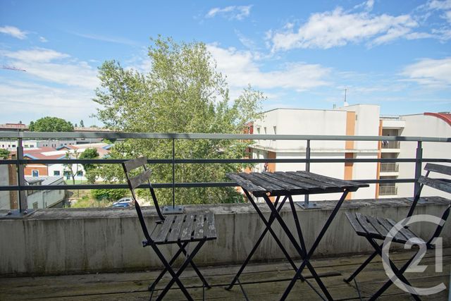 Appartement F2 à vendre - 2 pièces - 39.16 m2 - CHOISY LE ROI - 94 - ILE-DE-FRANCE - Century 21 Acv