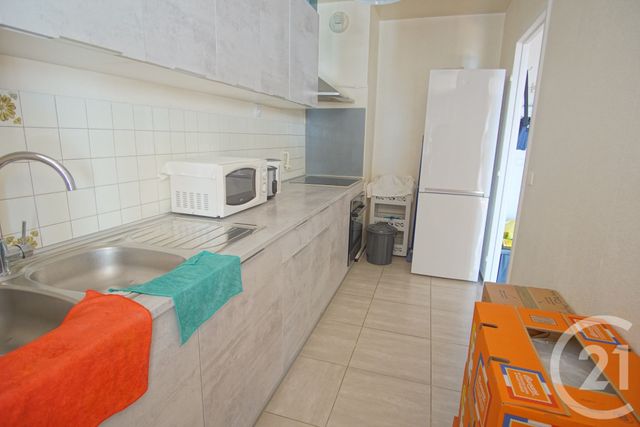 Afficher la photo en grand Appartement F2 à vendre - 2 pièces - 49.81 m2 - CHOISY LE ROI - 94 - ILE-DE-FRANCE - Century 21 Acv