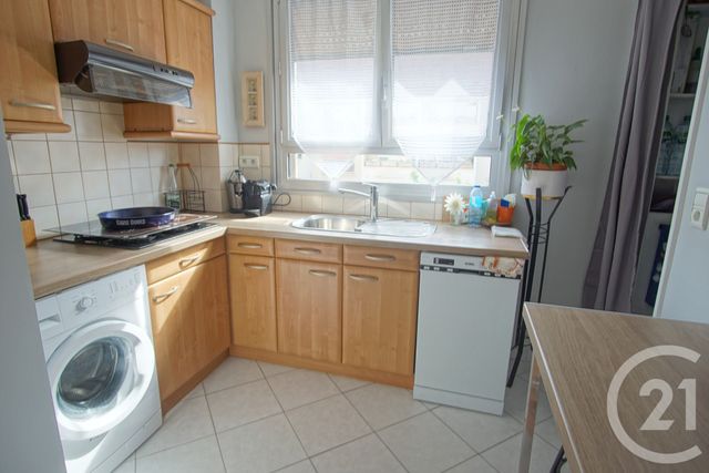 Afficher la photo en grand Appartement F4 à vendre - 4 pièces - 75.66 m2 - CHOISY LE ROI - 94 - ILE-DE-FRANCE - Century 21 Acv