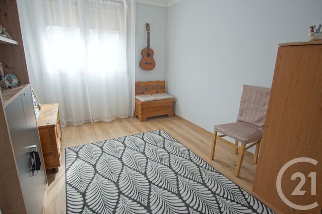 Afficher la photo en grand Appartement F4 à vendre - 4 pièces - 75.66 m2 - CHOISY LE ROI - 94 - ILE-DE-FRANCE - Century 21 Acv