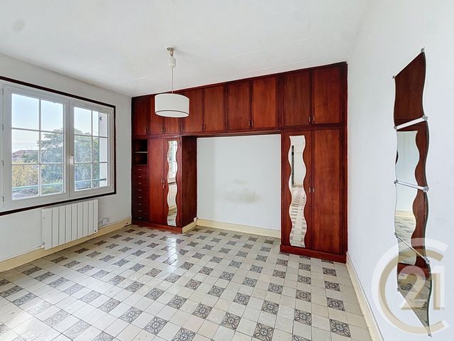 Appartement F2 à vendre - 2 pièces - 38.59 m2 - CHOISY LE ROI - 94 - ILE-DE-FRANCE - Century 21 Acv