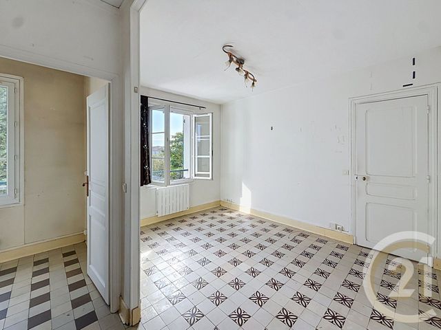 Appartement F2 à vendre - 2 pièces - 38.59 m2 - CHOISY LE ROI - 94 - ILE-DE-FRANCE - Century 21 Acv