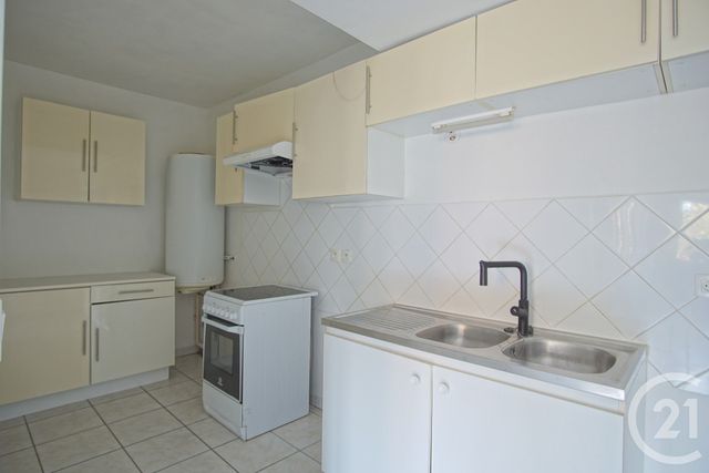 Appartement F2 à vendre - 2 pièces - 48.33 m2 - CHOISY LE ROI - 94 - ILE-DE-FRANCE - Century 21 Acv