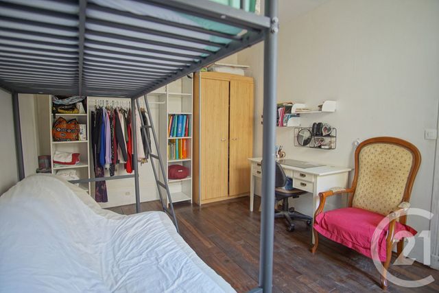 Afficher la photo en grand Appartement F2 à vendre - 2 pièces - 32.0 m2 - CHOISY LE ROI - 94 - ILE-DE-FRANCE - Century 21 Acv