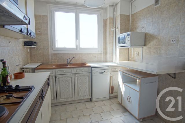 Appartement F4 à vendre - 4 pièces - 84.85 m2 - CHOISY LE ROI - 94 - ILE-DE-FRANCE - Century 21 Acv
