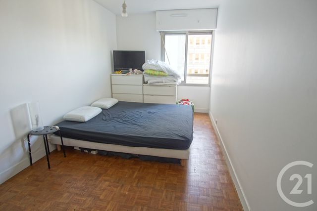 Appartement F2 à vendre - 2 pièces - 52.54 m2 - CHOISY LE ROI - 94 - ILE-DE-FRANCE - Century 21 Acv