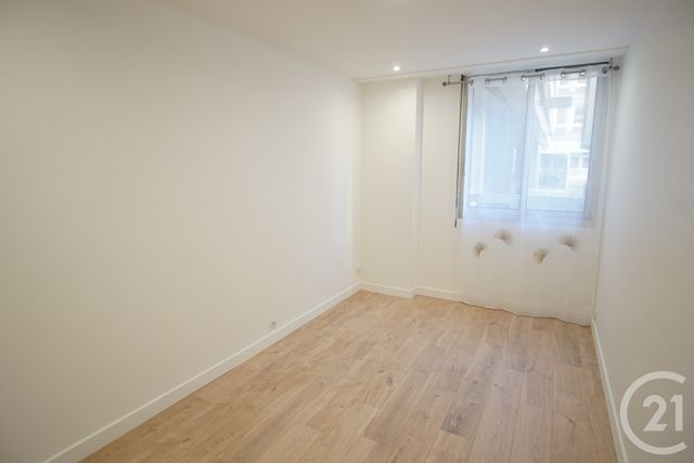 Appartement F3 à vendre - 3 pièces - 58.12 m2 - CHOISY LE ROI - 94 - ILE-DE-FRANCE - Century 21 Acv