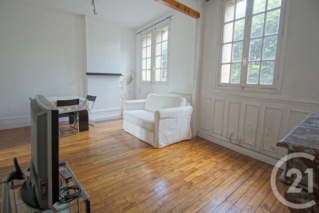 Afficher la photo en grand Appartement F3 à vendre - 2 pièces - 41.76 m2 - CHOISY LE ROI - 94 - ILE-DE-FRANCE - Century 21 Acv